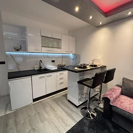 Milosevic アパート