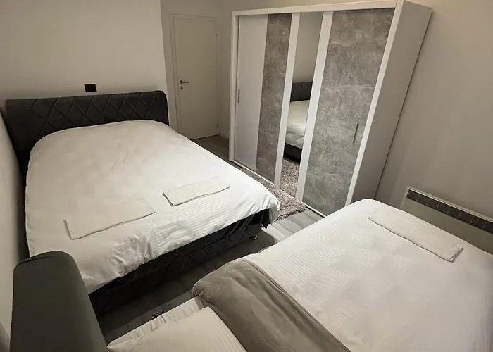 アパート Milosevic