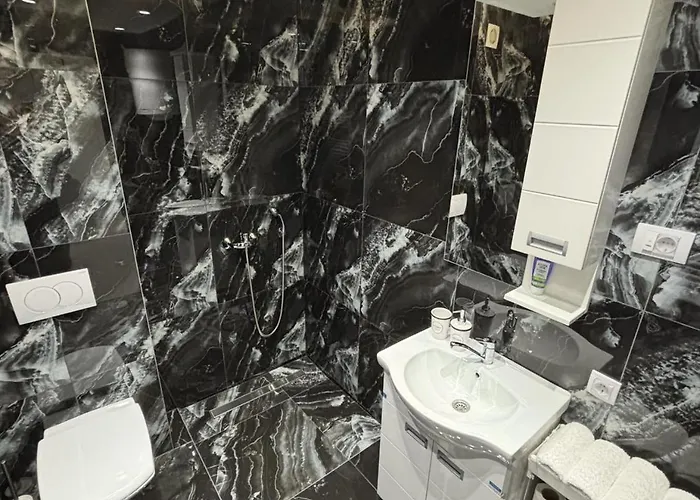 アパート Milosevic ズラティボール